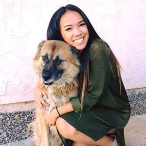 Meet your Posher, April